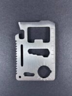 ⁦أداة متعددة الاستخدامات بحجم بطاقة الائتمان من Camel Kit – كل ما تحتاجه في جيبك أو محفظتك⁩ - الصورة ⁦4⁩